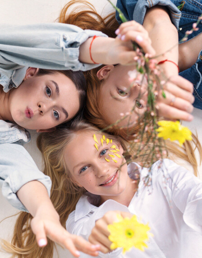groupe de jeunes filles